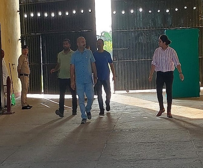 Sitarganj Central Jail में नई नहीं है मोबाइल मिलने की घटना, जांच आगे बढ़ी तो फंस सकते हैं पुराने